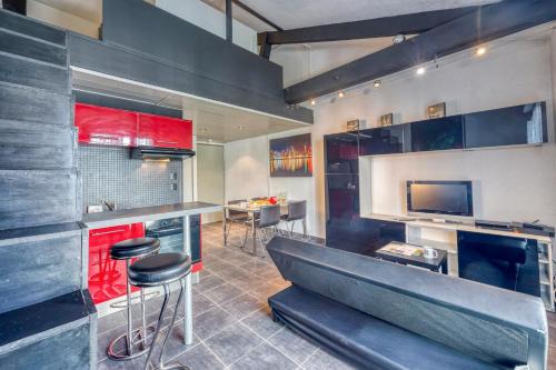 Quartier Exposition-Bajatiere Apartment | Le Commandant - Paul Mistral - Stade des Alpes