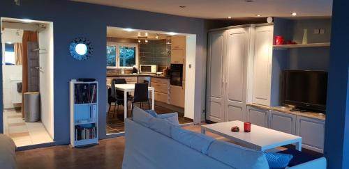 Dormans House | Le Coq De Champagne