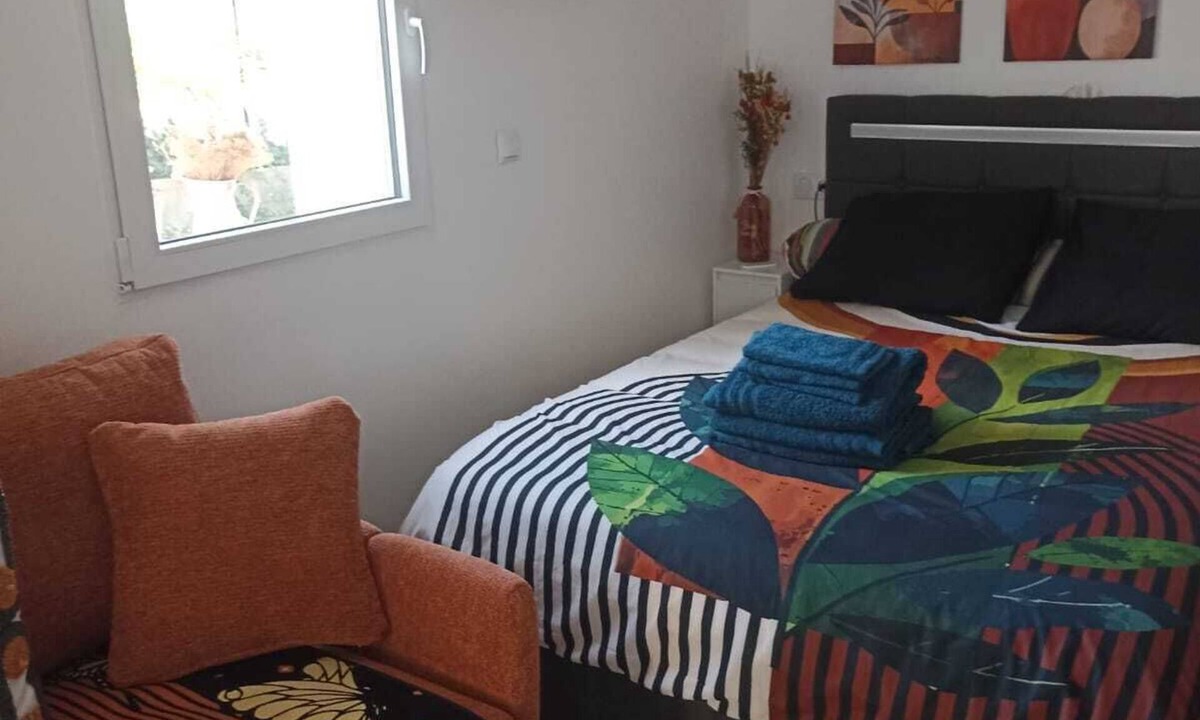 Saint-Maurice-de-Beynost Apartment | Le Cosy chic