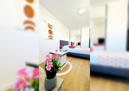 Faubourg Saint-Jacques Apartment | Le Cosy Zen Studio