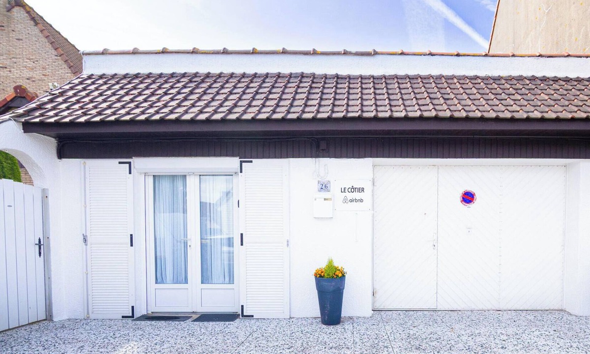 Bleriot-Plage House | Le Côtier, charming cottage on the beach