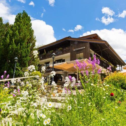 Saint-Paul-en-Chablais Hotel | Le Cro-Bidou