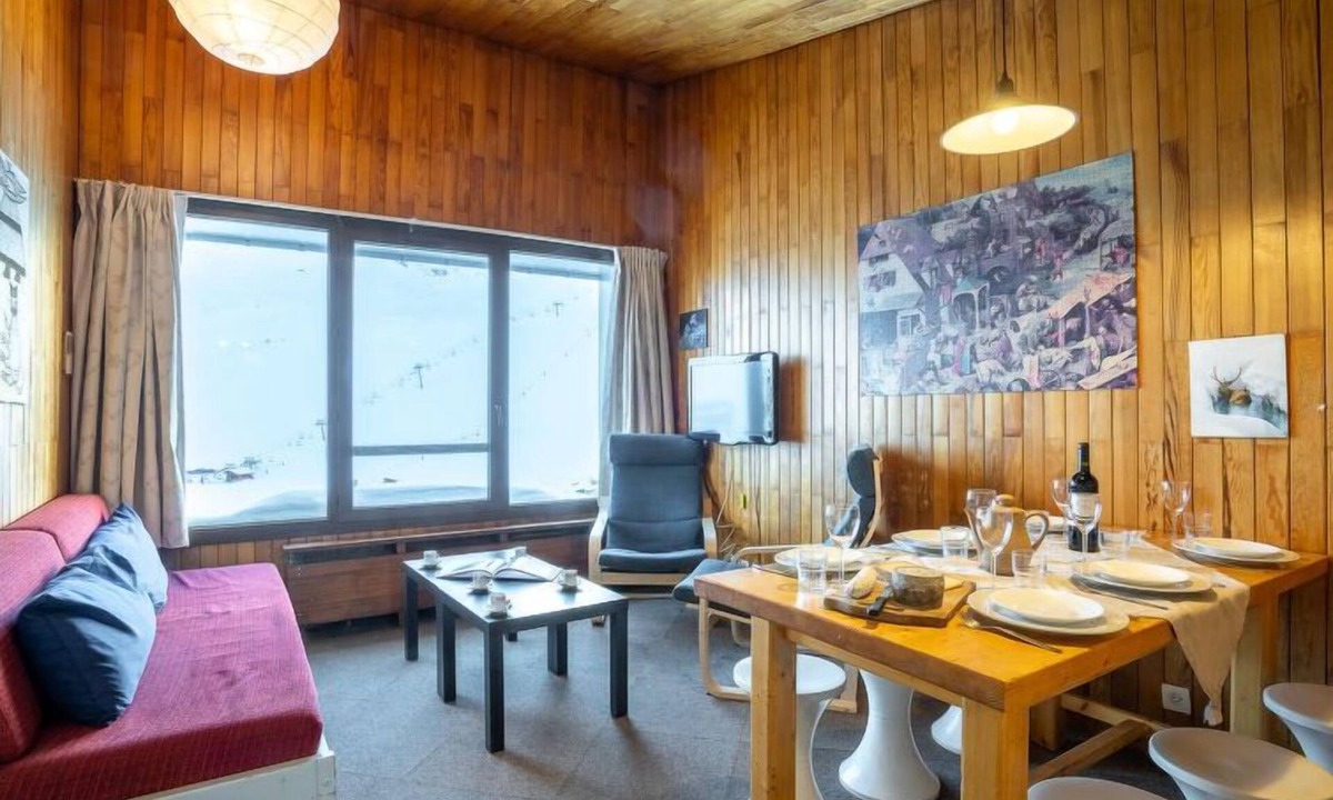 Val Claret Apartment | Le Curling B (Val Claret) by Interhome