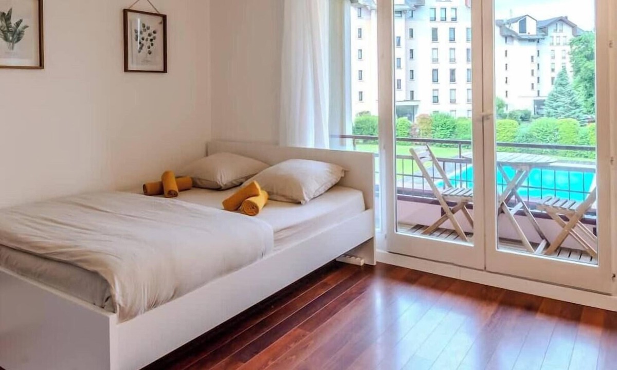 Saint-Julien-en-Genevois Apartment | Le Cyclade I Studio I Saint-Julien