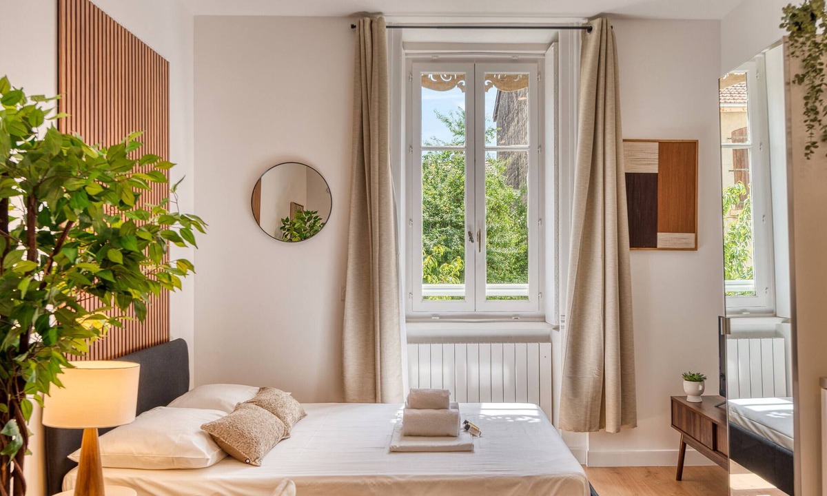 Le Bourg - Gare De Vaise Apartment | Le Dock Lodge - Studio - proche quai de Saone