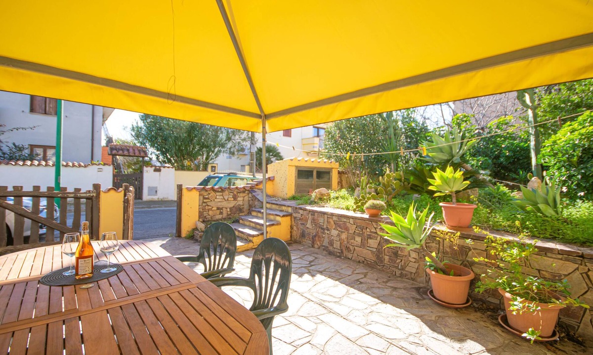 La Caletta Apartment | Le due palme - Three Bedroom Apartment, Sleeps 6