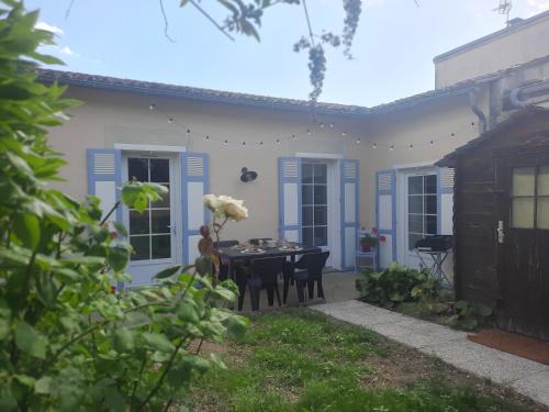 Vendeuvre-du-Poitou House | Le Gite Boho
