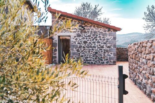 Coubon House | Le gite de la Bille
