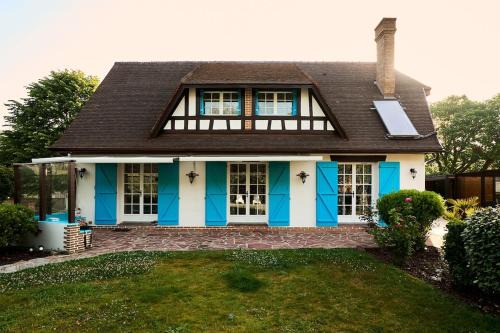 Etretat Villa | Le Grain d'Or - Elegant renovated family home