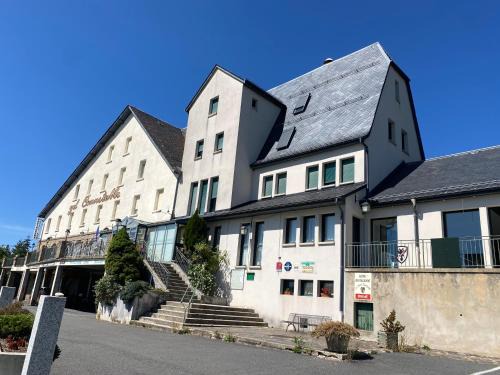 Chateauneuf-de-Randon Hotel | Le Grand Connétable