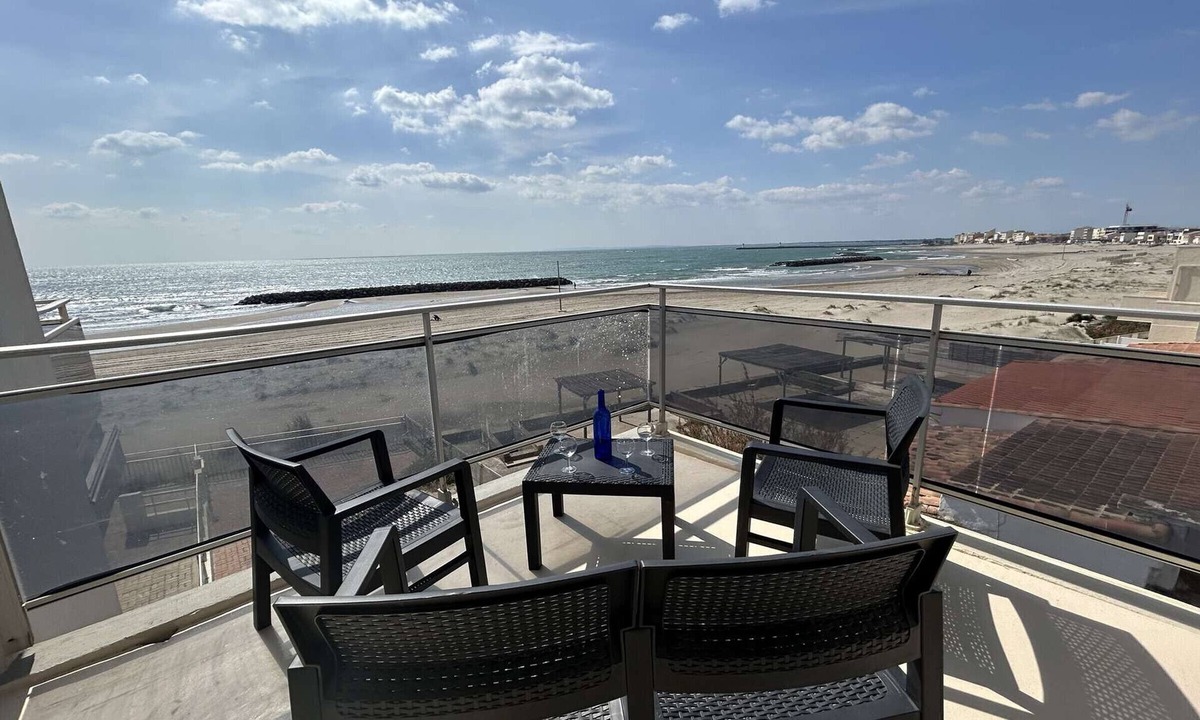 Le Grau-dʼAgde Apartment | Le Grau d'Agde - Comfortable Studio for 4 People