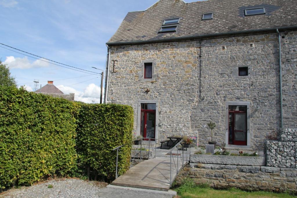 Mettet House | Le grenier de la Floye