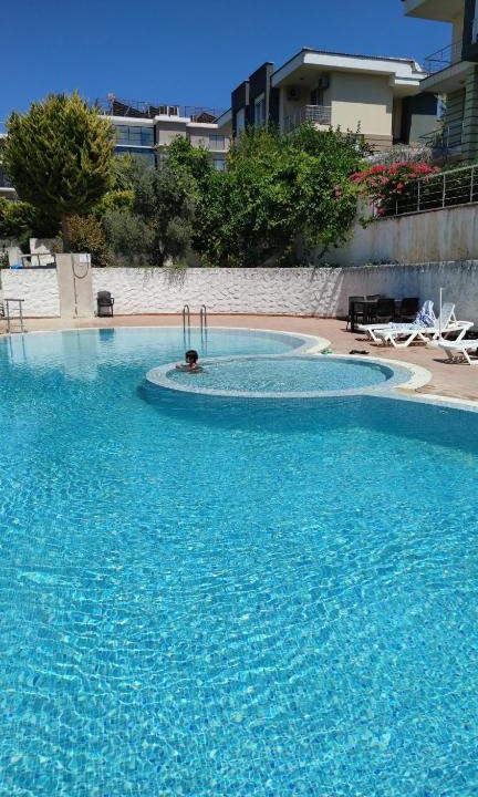 Cesme Villa | Le jarden