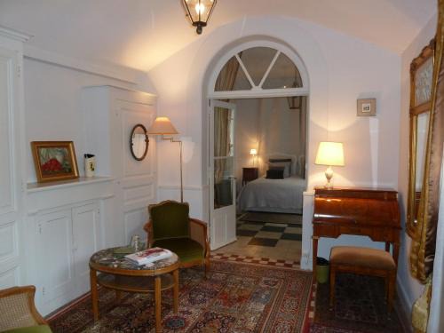 Richelieu House | Le Jardin Andrinople