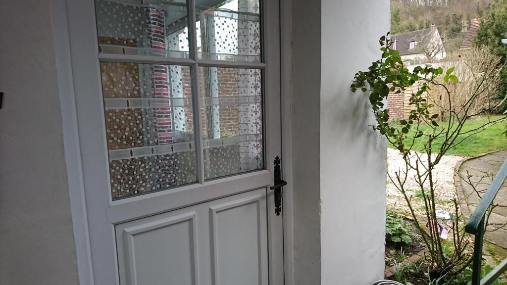 Pont-Sainte-Maxence Apartment | Le Jardinet