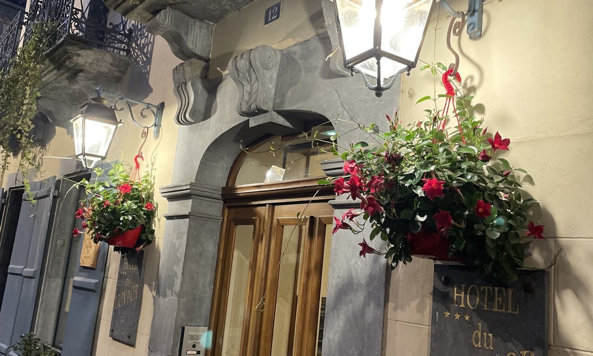Cauterets Hotel | Le Lion d'Or