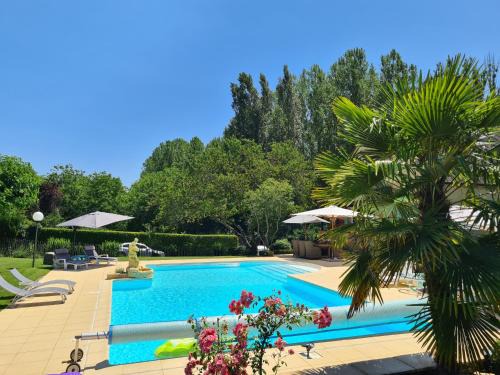 Saint-Amand-de-Belves Apartment | Le Malpas Kingfisher