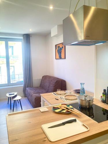 Centre Ville Apartment | Le Marcel, pretty 1 room apartment next to Antique Theater