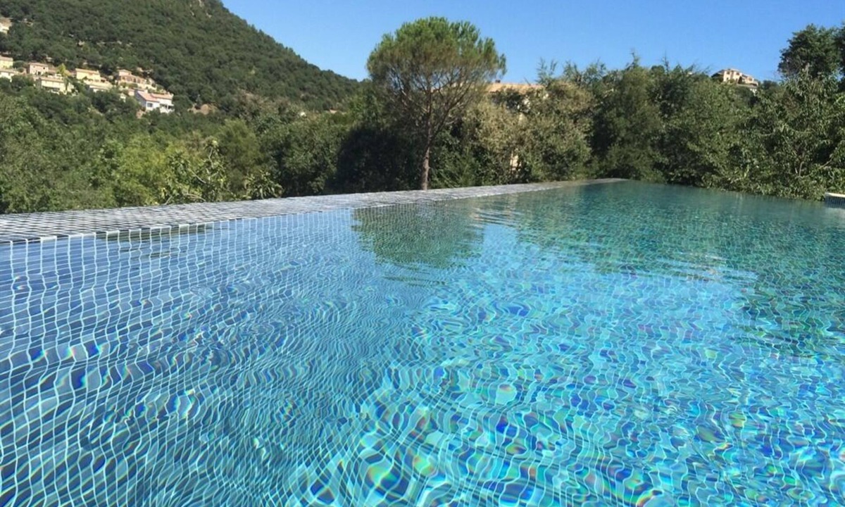 Les Adrets-de-l'Esterel Bed & Breakfast | Le Mas de la Verrerie