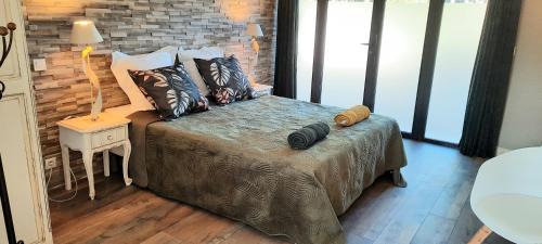 Labastide-de-Virac Apartment | LE MAS DES SOURIS BLONDES