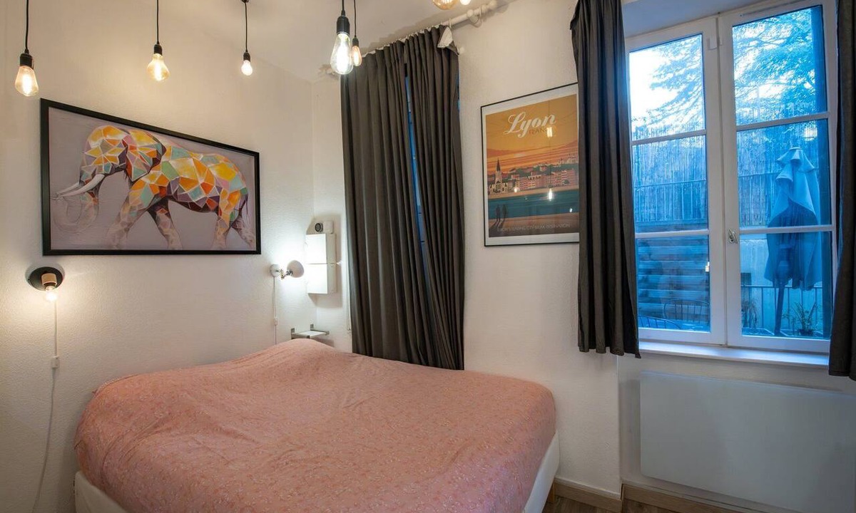 5th Arrondissement Apartment | Le Matisse - cosy studio with parking and terrace
