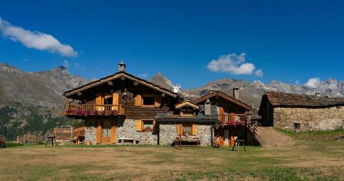 Valtournenche Ski Chalet | Le Mayen