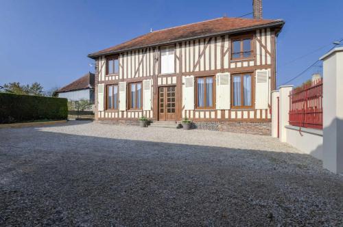 Pougy House | Le messager