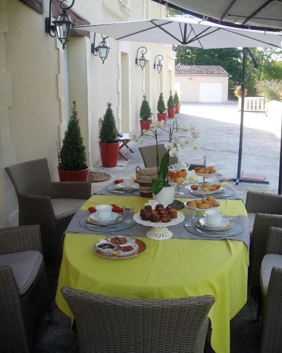 Menesplet Bed & Breakfast | Le Moulin du Galant