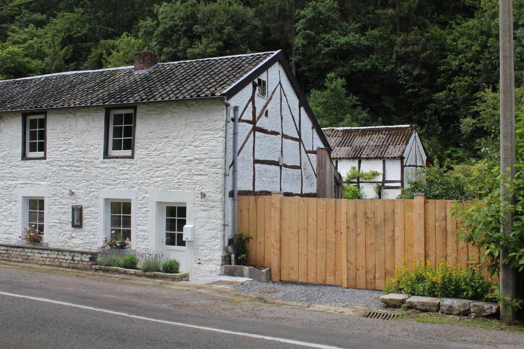 Ouffet House | Le Néblon insolite
