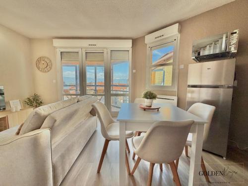 Viry Apartment | Le Nid des Frontières - Cocon avec Parking gratuit