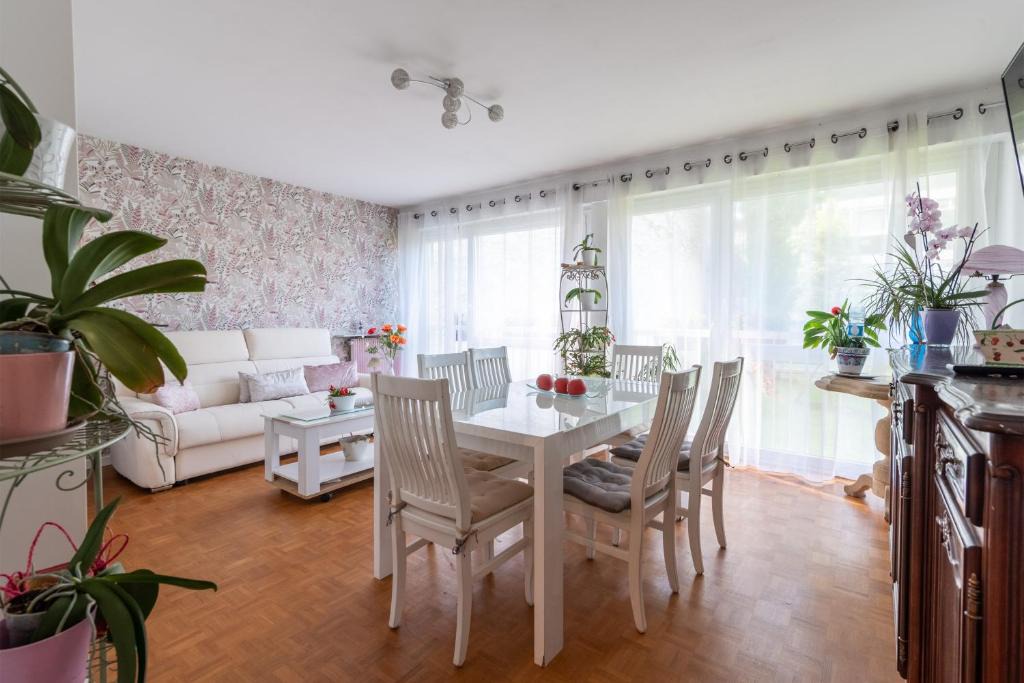 Le Perreux-sur-Marne Apartment | Le Paradis Botanique - Bel appt à 30min de Paris