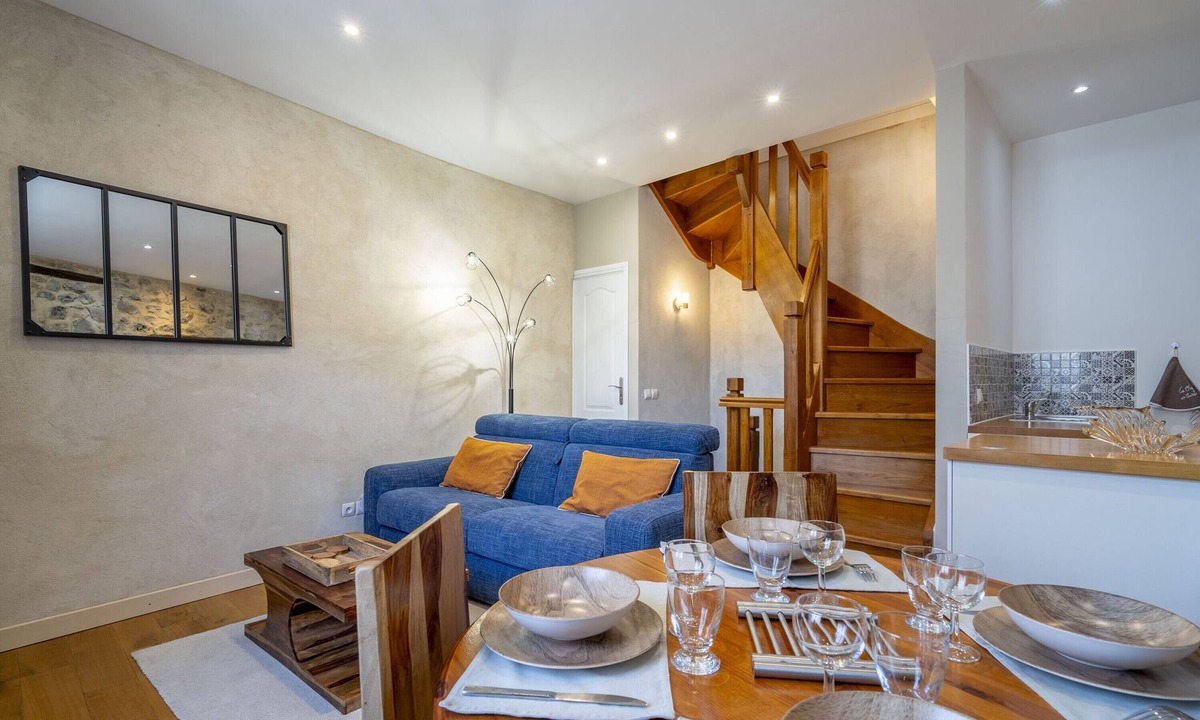 Aigne House | Le Petit Bussac: Authentic Charm in the Heart of the Minervois