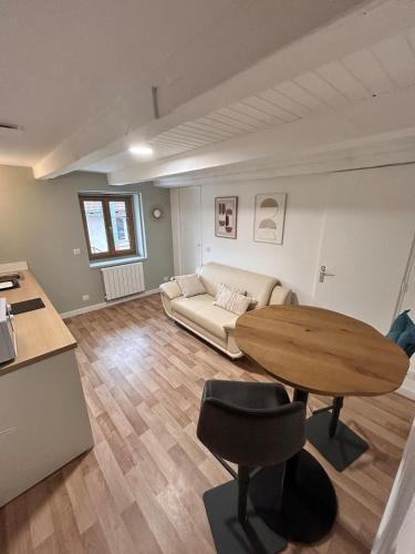 Pont-de-Veyle Apartment | Le petit cocon
