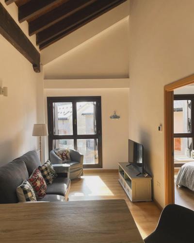 Escarrilla Apartment | Le Petit Palais