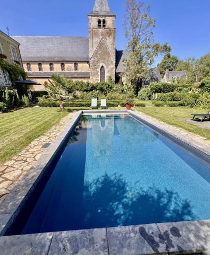 Menil House | Le Petit Vigneau