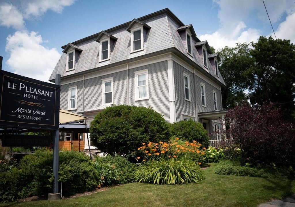 Sutton Hotel | Le Pleasant Hôtel