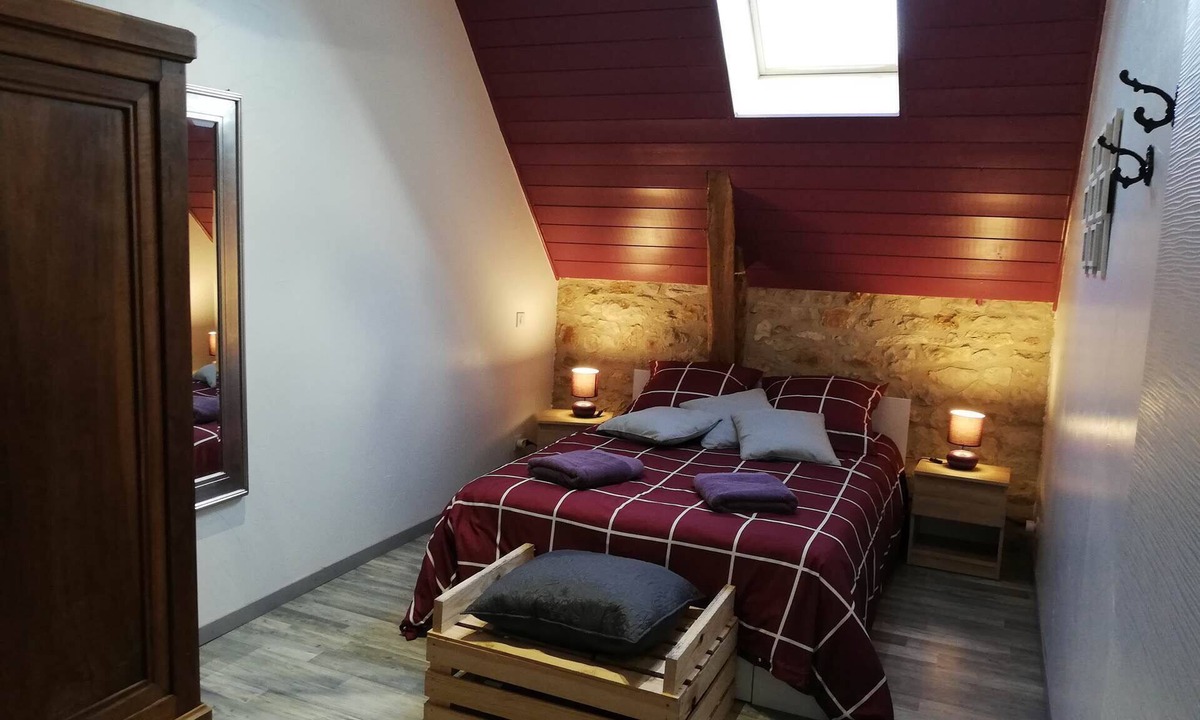 Tour-de-Faure House | LE POTZ" 1 double room