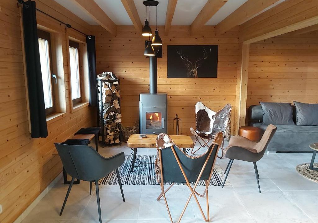 Libramont-Chevigny House | Le refuge Ardennais