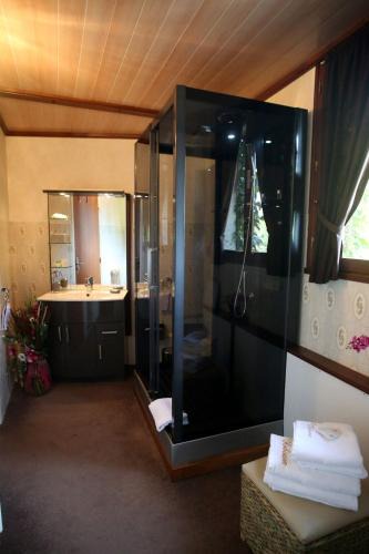 Mezieres-sur-Oise Bed & Breakfast | Le Robinson