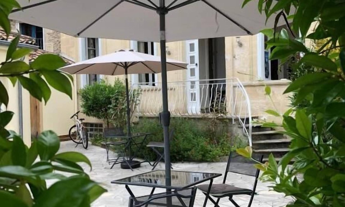 Bazas Hotel | Le Rodin Bazas