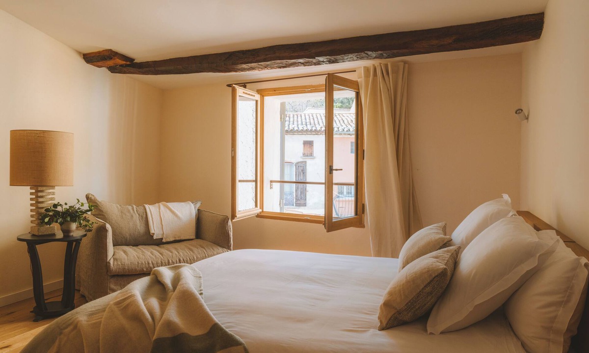 Saint-Saturnin-les-Apt Hotel | Le Saint Hubert