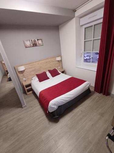 Saint-Germain-du-Bois Hotel | Le Saint Germain
