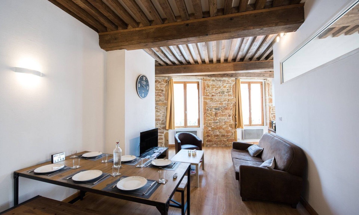 Vaise Apartment | Le St Pierre - Typical 2 bedrooms close to Saône