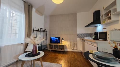 Limoges Apartment | Le studio de cercle 3