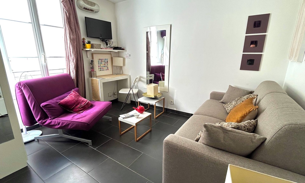 Faubourg Saint-Germain Apartment | Le Studio Grenelle