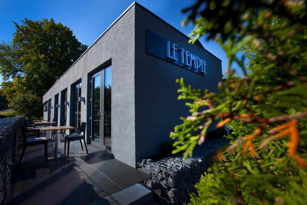 Neuhutten Hotel | Le Temple