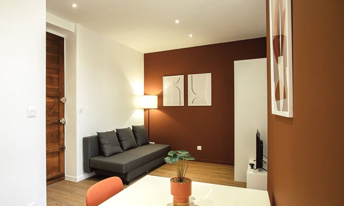 Vaise Apartment | Le Terracotta - Joli studio Metro D Valmy et quais de Saone - wifi inclus