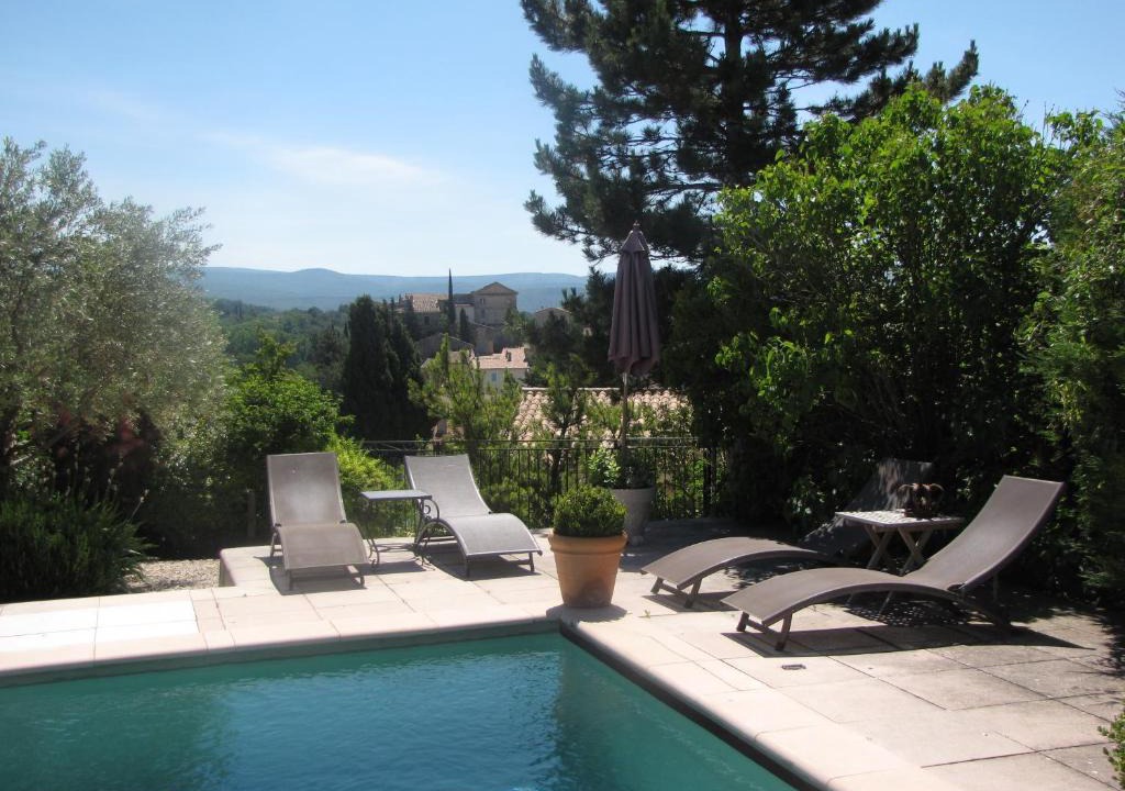 Mormoiron Bed & Breakfast | "Le Vent d'Étoile" B&B and Guesthouses