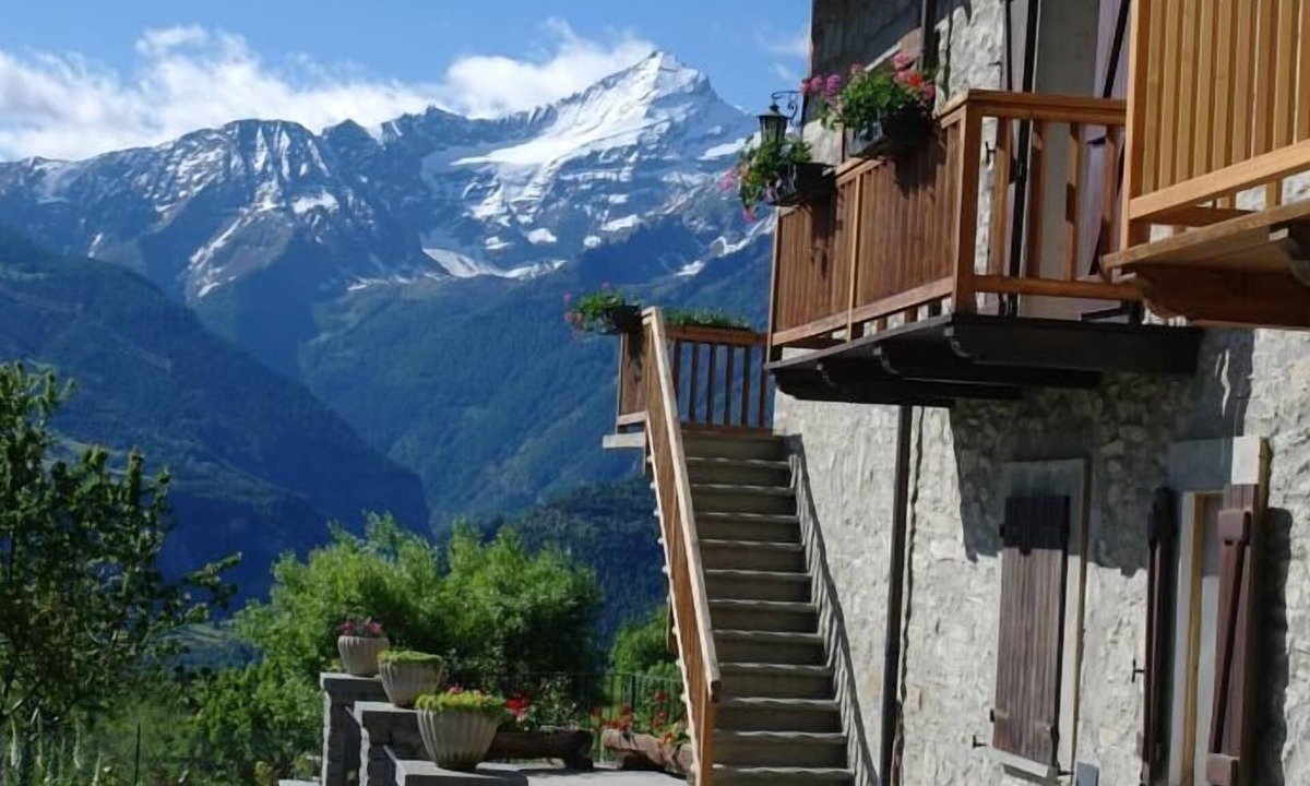 Saint-Pierre Bed & Breakfast | Le Vieux Noyer