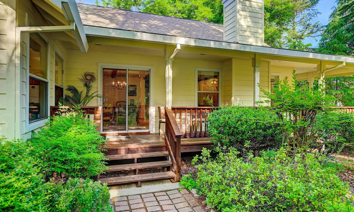Murphys House | Leafy Lonesome - Murphys Vacation Rentals